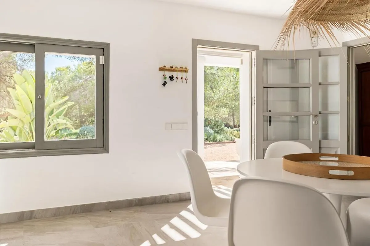 Beautiful Property 3 Minutes Near Cala Jondal BALEARIC ISLANDS Hiszpania